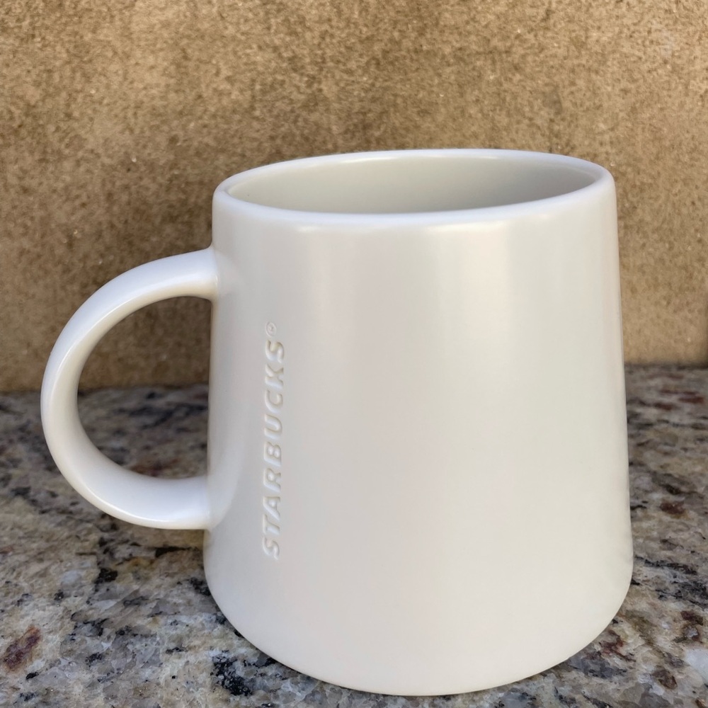 2014 Starbucks Matte White Ceramic Wide Base Embossed Coffee Mug 16 oz. New